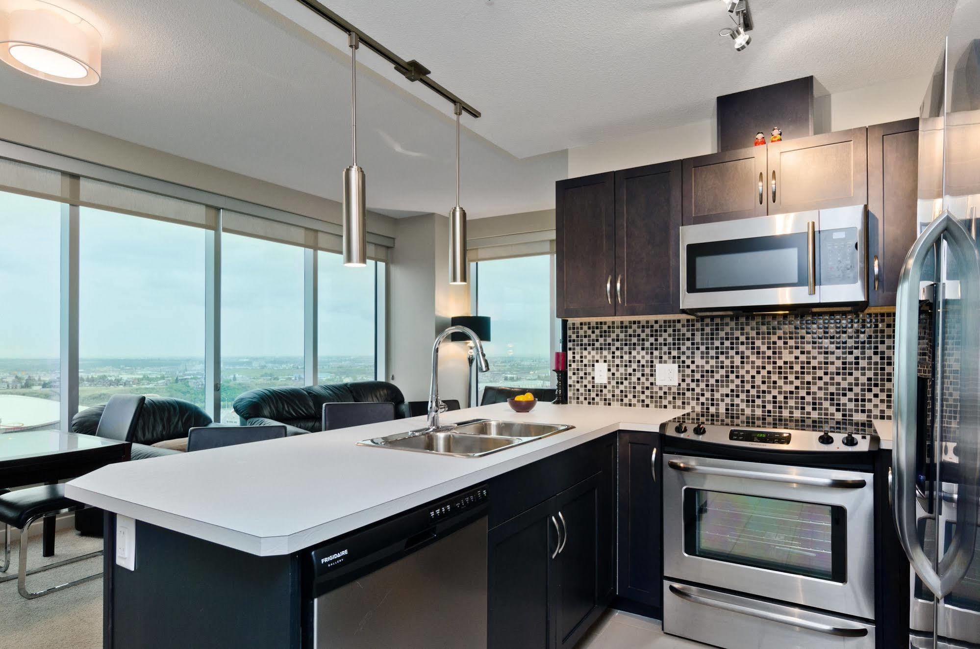 Executive Suites By Roseman - Alura Κάλγκαρι Εξωτερικό φωτογραφία